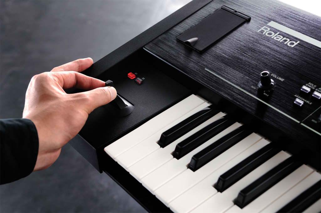Изображение продукта Roland JUNO-STAGE сценический синтезатор  - 10