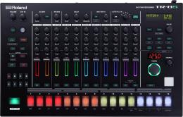 Изображение продукта Roland TR-8S драм-машина для звукорежисеров 